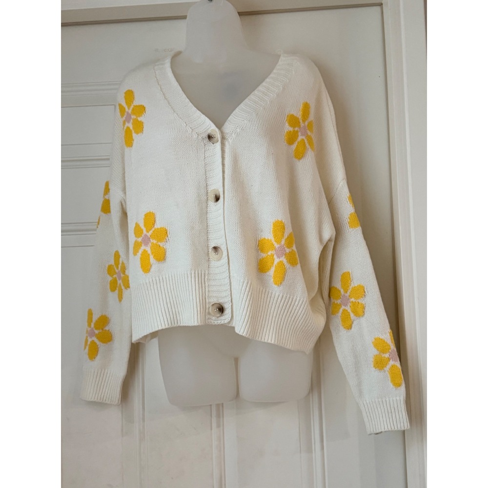 Polly & Esther Cottagecore/Grandmacore White Yellow Daisy Button Down Cardigan M - Picture 2 of 6
